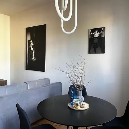 Murna Old Town Apartment
